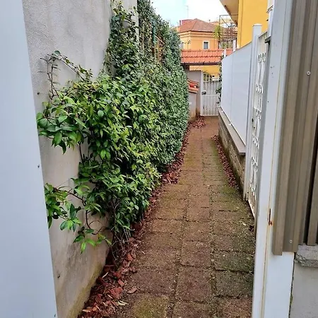 Apartament Villino Luminoso Con Giardino *